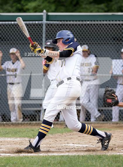 Thumbnail 3 in Tahanto Regional vs. Hopkins Academy (MIAA Division 4 Semifinal) photogallery.