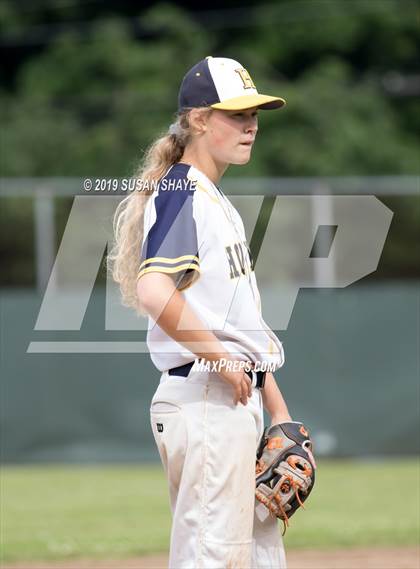 Thumbnail 2 in Tahanto Regional vs. Hopkins Academy (MIAA Division 4 Semifinal) photogallery.