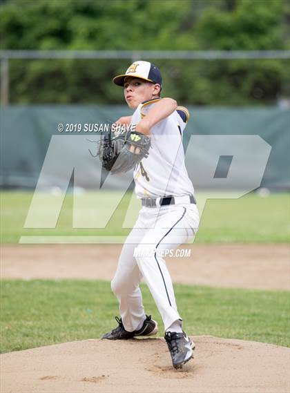Thumbnail 3 in Tahanto Regional vs. Hopkins Academy (MIAA Division 4 Semifinal) photogallery.