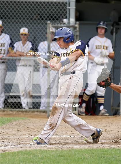 Thumbnail 1 in Tahanto Regional vs. Hopkins Academy (MIAA Division 4 Semifinal) photogallery.
