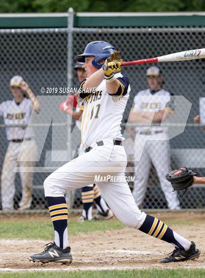 Thumbnail 2 in Tahanto Regional vs. Hopkins Academy (MIAA Division 4 Semifinal) photogallery.