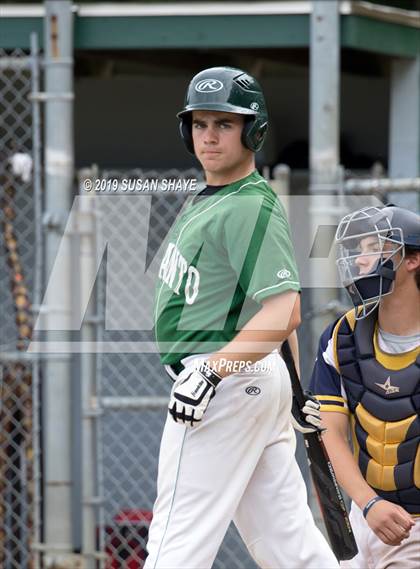 Thumbnail 1 in Tahanto Regional vs. Hopkins Academy (MIAA Division 4 Semifinal) photogallery.