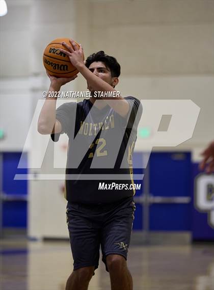 Thumbnail 1 in St. Genevieve vs. Northview (The Classic @ Damien) photogallery.