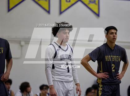 Thumbnail 3 in St. Genevieve vs. Northview (The Classic @ Damien) photogallery.