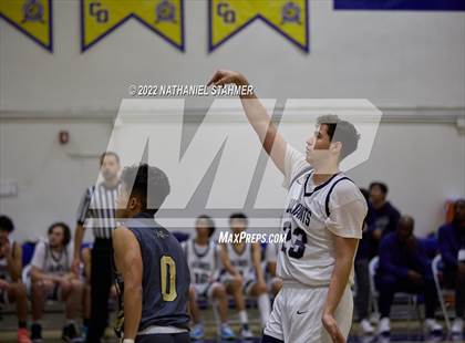 Thumbnail 2 in St. Genevieve vs. Northview (The Classic @ Damien) photogallery.