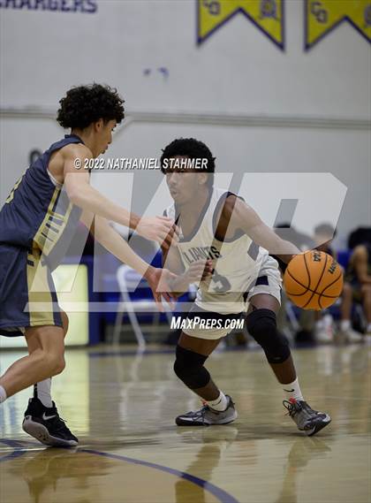 Thumbnail 1 in St. Genevieve vs. Northview (The Classic @ Damien) photogallery.