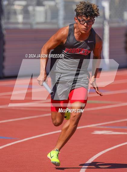 Thumbnail 3 in Winter Relays photogallery.