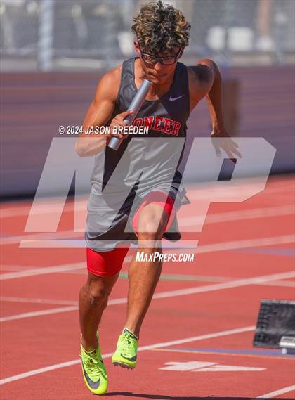 Thumbnail 2 in Winter Relays photogallery.