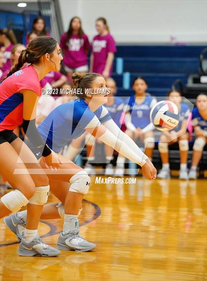 Thumbnail 2 in Pearland @ Friendswood photogallery.