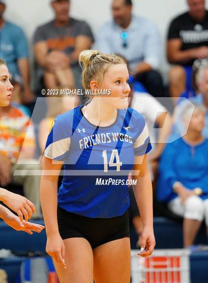 Thumbnail 3 in Pearland @ Friendswood photogallery.