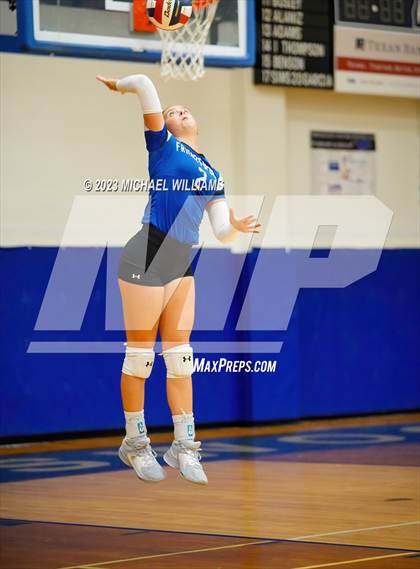 Thumbnail 2 in Pearland @ Friendswood photogallery.