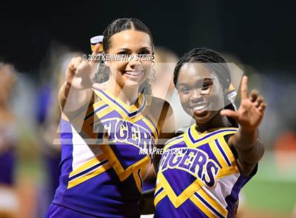 Thumbnail 3 in E.D. White @ Thibodaux photogallery.