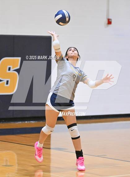 Thumbnail 2 in Gilbert Christian @ Bourgade Catholic photogallery.