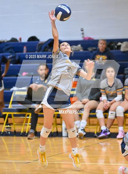 Thumbnail 3 in Gilbert Christian @ Bourgade Catholic photogallery.