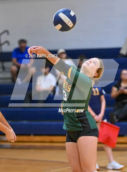 Thumbnail 2 in Gilbert Christian @ Bourgade Catholic photogallery.