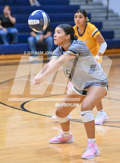 Thumbnail 1 in Gilbert Christian @ Bourgade Catholic photogallery.