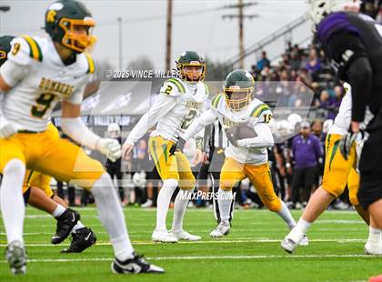 Thumbnail 1 in Richland vs Sumner (WIAA 4A First Round) photogallery.