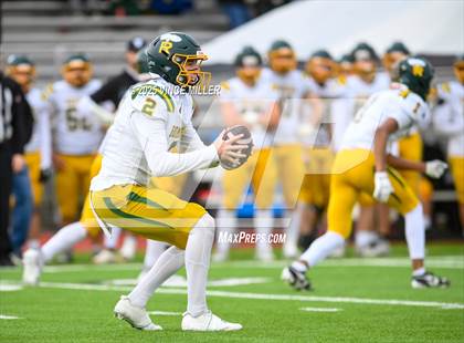 Thumbnail 2 in Richland vs Sumner (WIAA 4A First Round) photogallery.