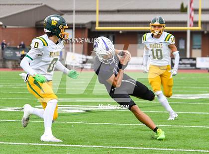 Thumbnail 3 in Richland vs Sumner (WIAA 4A First Round) photogallery.