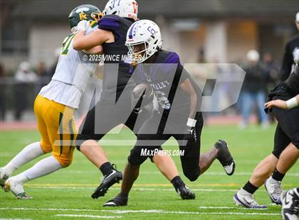 Thumbnail 3 in Richland vs Sumner (WIAA 4A First Round) photogallery.