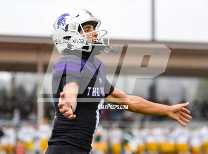 Thumbnail 3 in Richland vs Sumner (WIAA 4A First Round) photogallery.