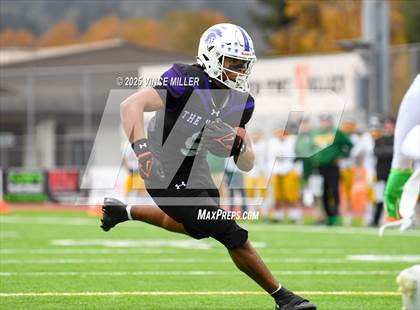 Thumbnail 3 in Richland vs Sumner (WIAA 4A First Round) photogallery.