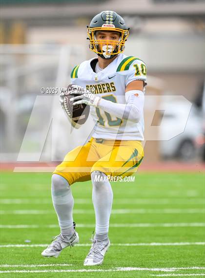 Thumbnail 3 in Richland vs Sumner (WIAA 4A First Round) photogallery.