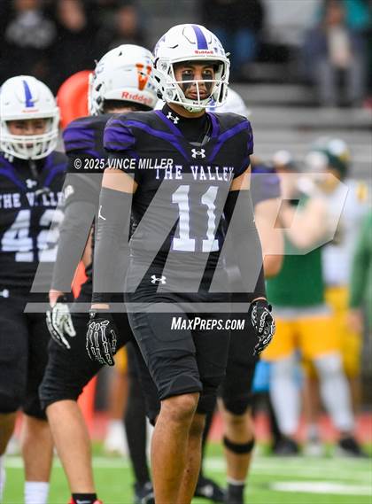 Thumbnail 2 in Richland vs Sumner (WIAA 4A First Round) photogallery.