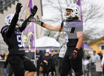 Thumbnail 3 in Richland vs Sumner (WIAA 4A First Round) photogallery.