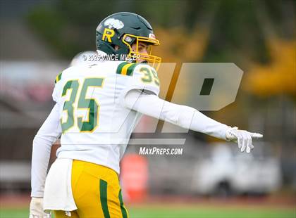 Thumbnail 1 in Richland vs Sumner (WIAA 4A First Round) photogallery.