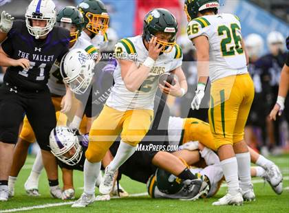 Thumbnail 2 in Richland vs Sumner (WIAA 4A First Round) photogallery.