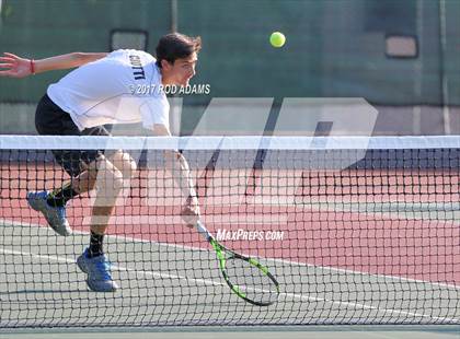 Thumbnail 2 in Lincoln Southeast vs Lincoln Northeast photogallery.