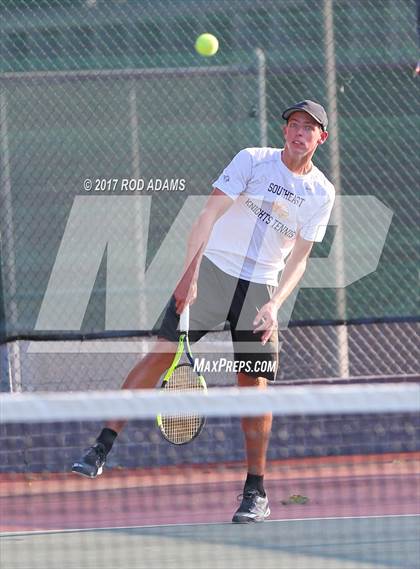 Thumbnail 3 in Lincoln Southeast vs Lincoln Northeast photogallery.