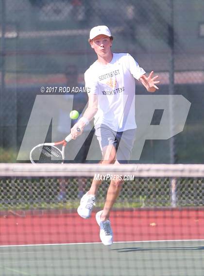 Thumbnail 3 in Lincoln Southeast vs Lincoln Northeast photogallery.