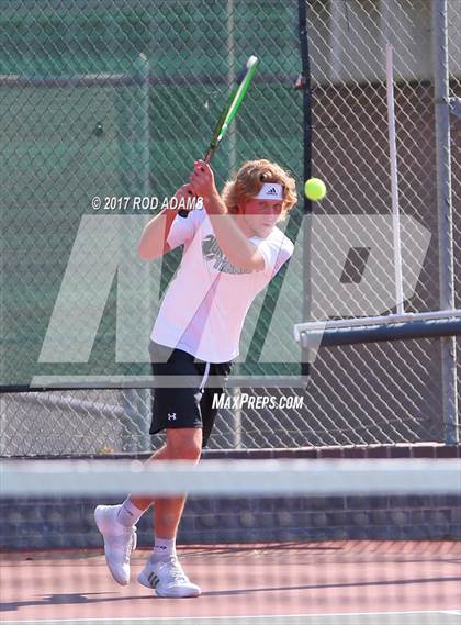 Thumbnail 1 in Lincoln Southeast vs Lincoln Northeast photogallery.