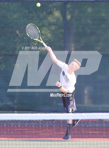 Thumbnail 1 in Lincoln Southeast vs Lincoln Northeast photogallery.