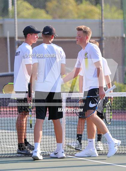 Thumbnail 1 in Lincoln Southeast vs Lincoln Northeast photogallery.