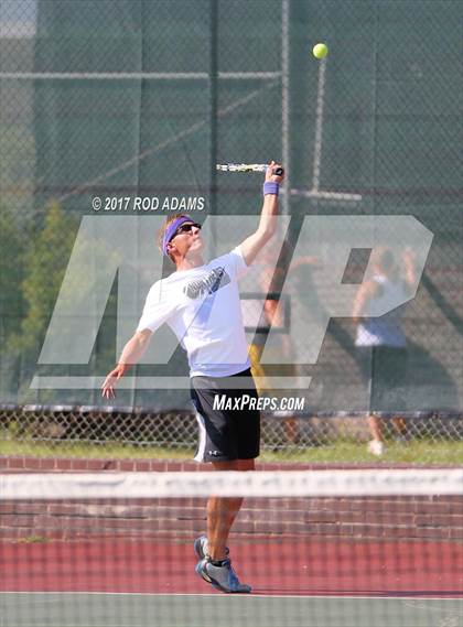 Thumbnail 1 in Lincoln Southeast vs Lincoln Northeast photogallery.