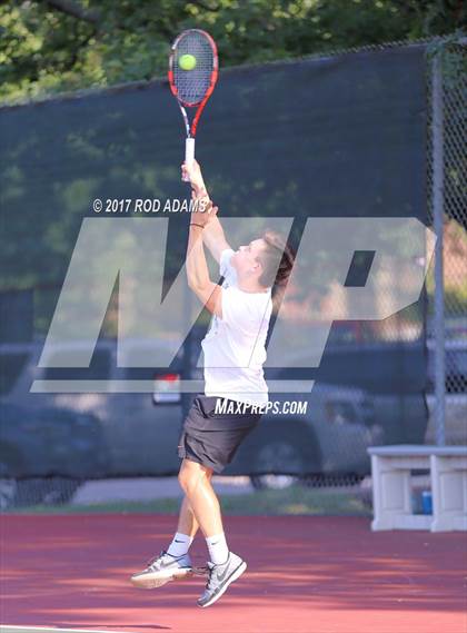 Thumbnail 1 in Lincoln Southeast vs Lincoln Northeast photogallery.