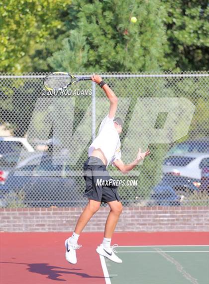 Thumbnail 1 in Lincoln Southeast vs Lincoln Northeast photogallery.