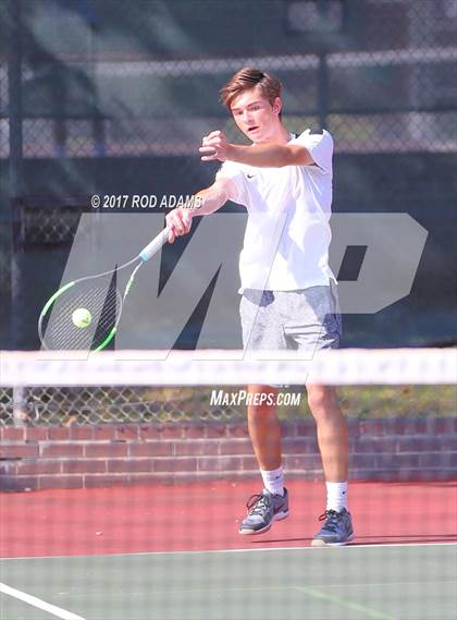 Thumbnail 2 in Lincoln Southeast vs Lincoln Northeast photogallery.