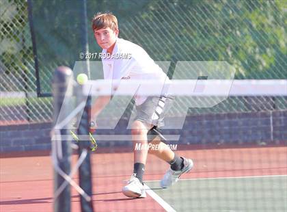 Thumbnail 3 in Lincoln Southeast vs Lincoln Northeast photogallery.