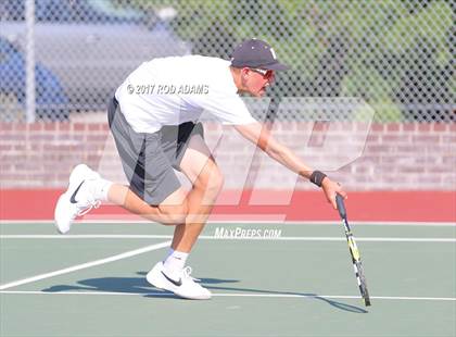 Thumbnail 1 in Lincoln Southeast vs Lincoln Northeast photogallery.