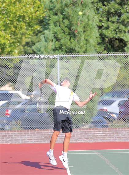 Thumbnail 3 in Lincoln Southeast vs Lincoln Northeast photogallery.