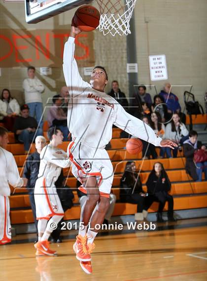 Thumbnail 1 in Harrison vs Mamaroneck (Mamaroneck Tournament) photogallery.