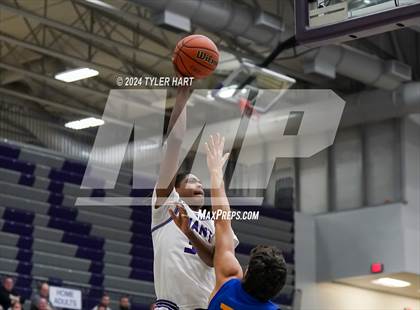 Thumbnail 2 in Greenfield-Central vs. Ben Davis (Sneakers for Santa Shootout) photogallery.