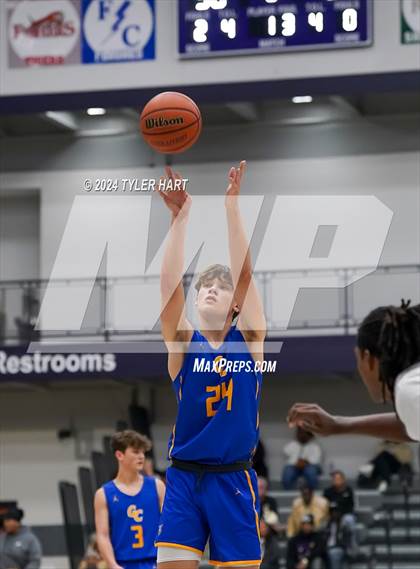 Thumbnail 3 in Greenfield-Central vs. Ben Davis (Sneakers for Santa Shootout) photogallery.