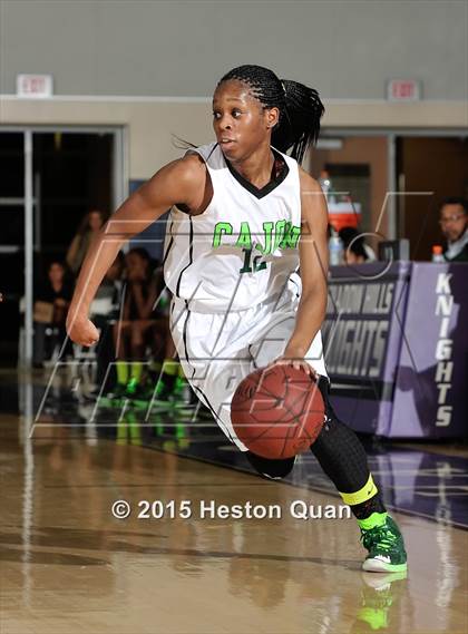 Thumbnail 2 in Cajon vs. Lake Washington (MaxPreps Holiday Classic) photogallery.
