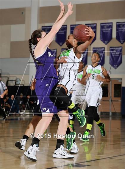 Thumbnail 3 in Cajon vs. Lake Washington (MaxPreps Holiday Classic) photogallery.