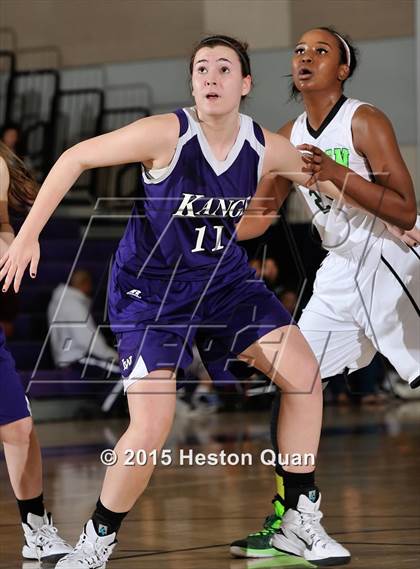 Thumbnail 1 in Cajon vs. Lake Washington (MaxPreps Holiday Classic) photogallery.